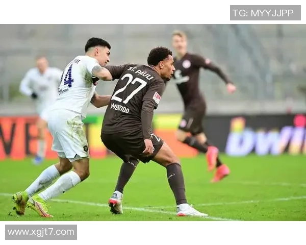 塞柏与胡泽斯坦的对决解析及比赛前瞻分析