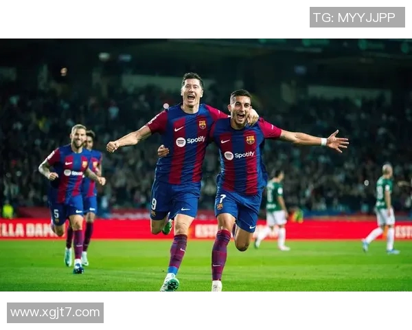 巴萨与里昂对决球员评分分析揭示比赛精彩瞬间与表现差异