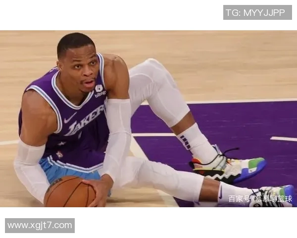 昂热与尼斯激战正酣比分悬念不断引发球迷热议