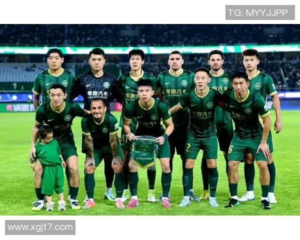 浙江绿城迎战泰州球队全力争胜期待精彩对决与球迷共赴激情时刻