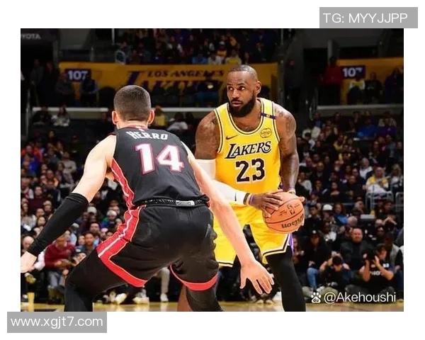 勇士与热火对决数据统计分析揭示比赛关键因素与球员表现 勇士与热火对决数据统计分析揭示比赛关键因素与球员表现