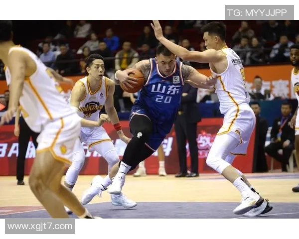 街战王挑战现役CBA球员谁能在篮球场上笑到最后