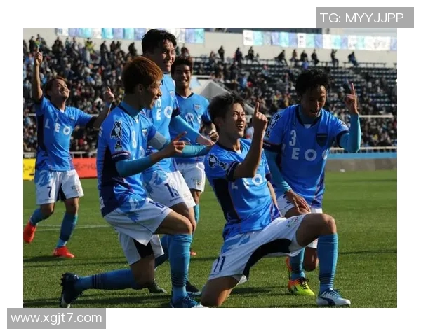 冈山绿雏与横滨FC激战正酣谁能在这场较量中笑到最后