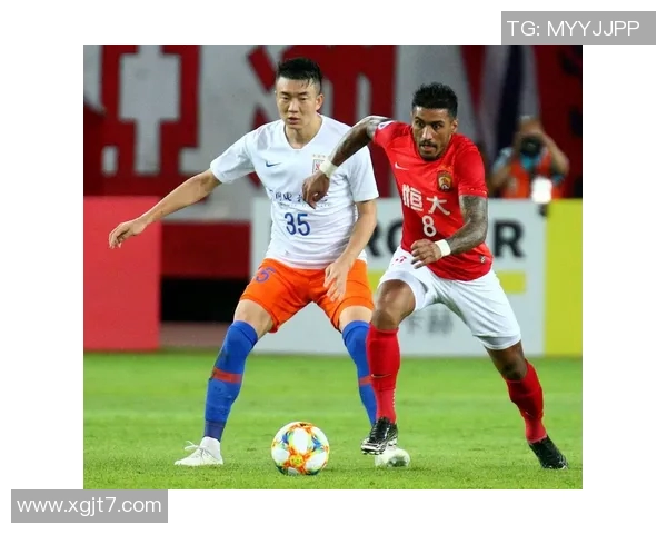 圣安德烈与科林蒂安的激烈对决揭示足球战术的博弈与激情 圣安德烈与科林蒂安的激烈对决揭示足球战术的博弈与激情