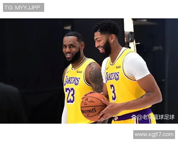 洛杉矶湖人与底特律活塞的激烈对决揭示篮球魅力与团队精神的完美结合 洛杉矶湖人与底特律活塞的激烈对决揭示篮球魅力与团队精神的完美结合