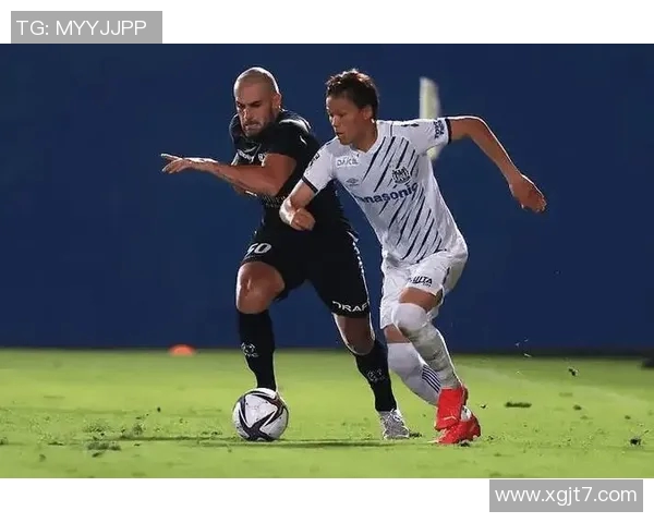 谢菲尔德联与诺丁的激烈对决展现英冠球队的拼搏精神与战术较量