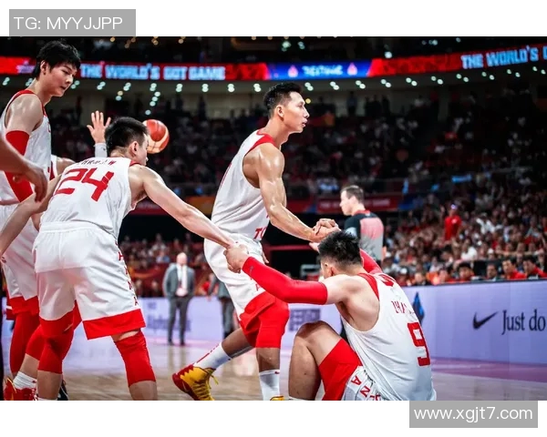 武汉篮球队在奥运会上的团队协作展现出色值得称赞与反思